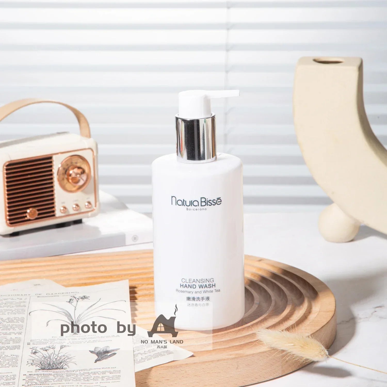 Four Seasons Hotel Shampoo or Conditioner or Shower Gel or Body Lotion or Hand Wash 300ML | Natura Bisse